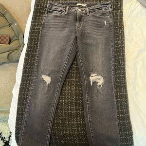 Levi Skinny 711 Jeans